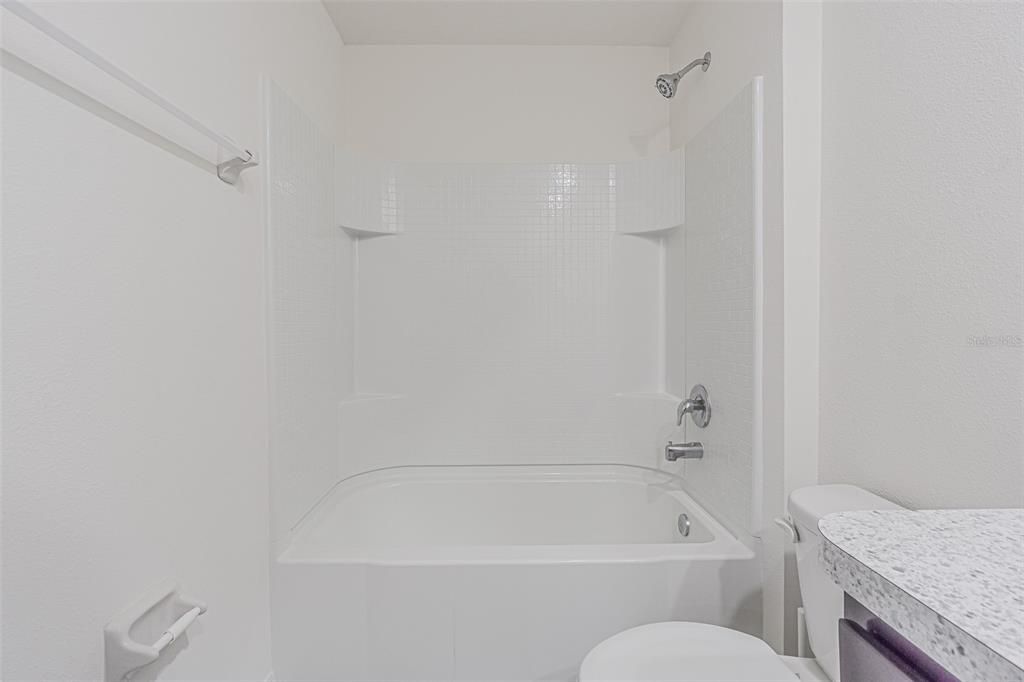 For Rent: $2,500 (4 beds, 2 baths, 2238 Square Feet)