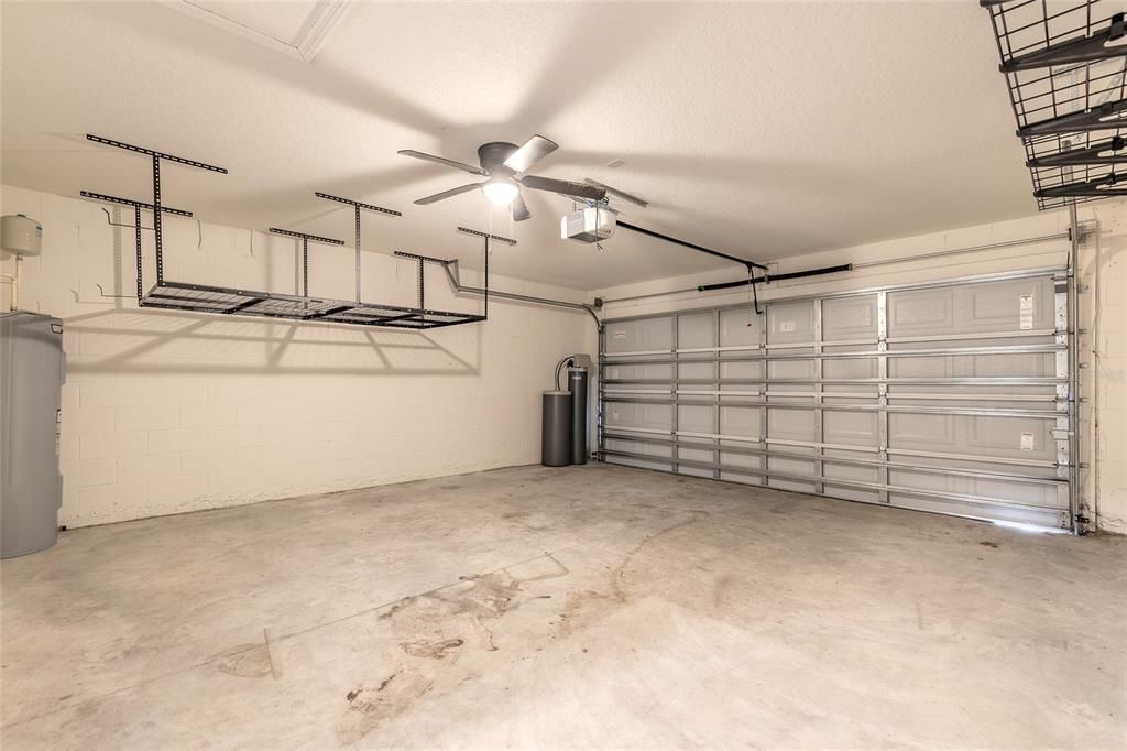 For Sale: $279,900 (3 beds, 2 baths, 1552 Square Feet)