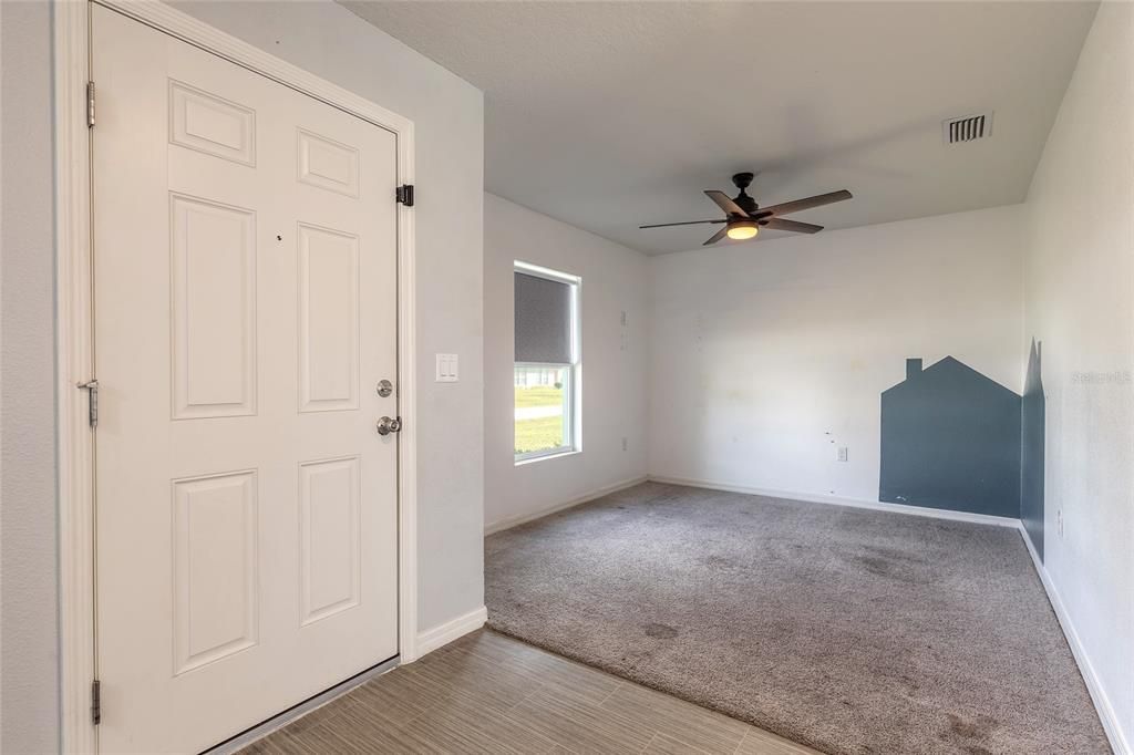 For Sale: $279,900 (3 beds, 2 baths, 1552 Square Feet)