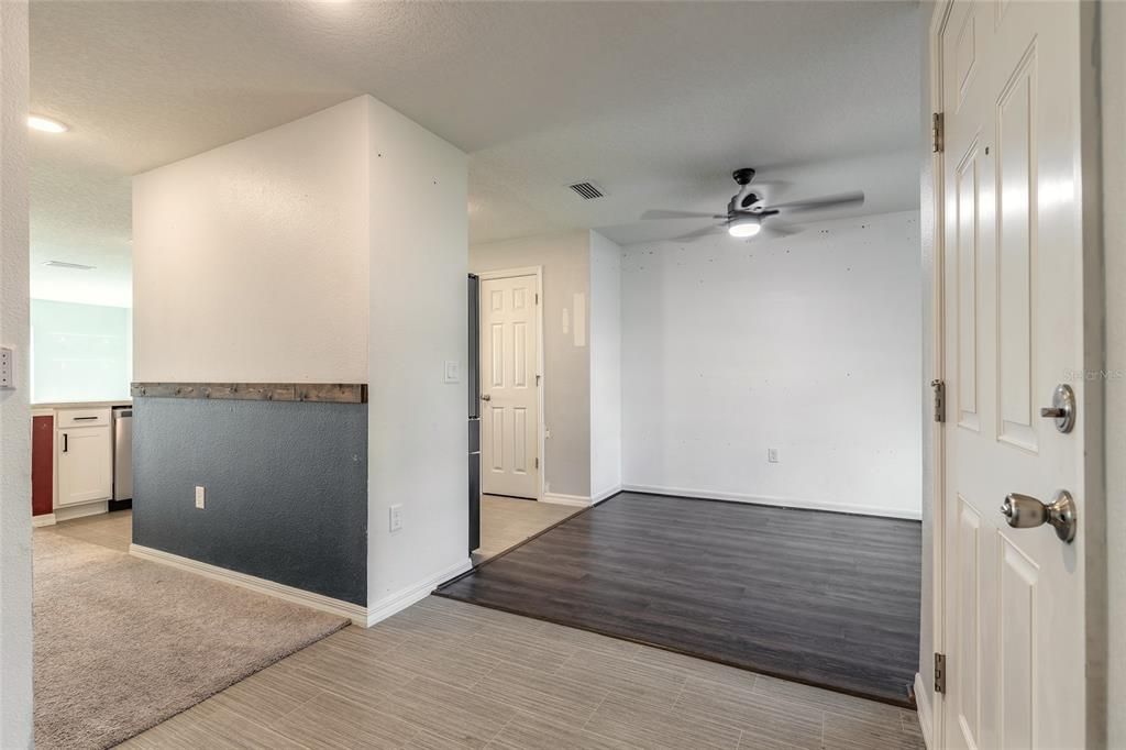 For Sale: $279,900 (3 beds, 2 baths, 1552 Square Feet)