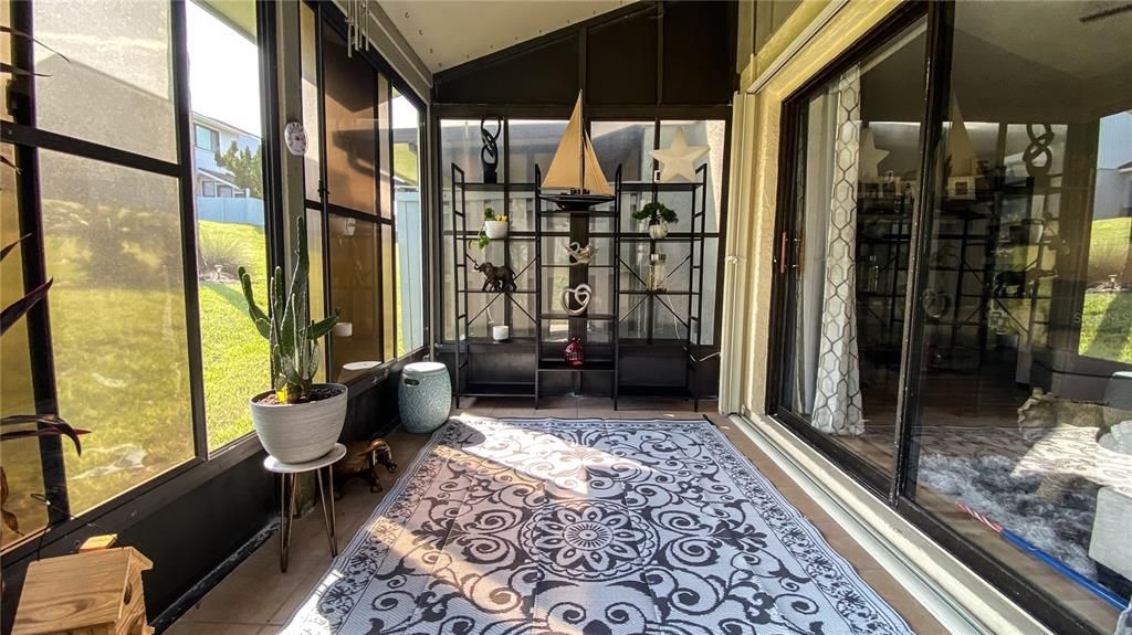 На продажу: $369,963 (2 спален, 2 ванн, 1402 Квадратных фут)