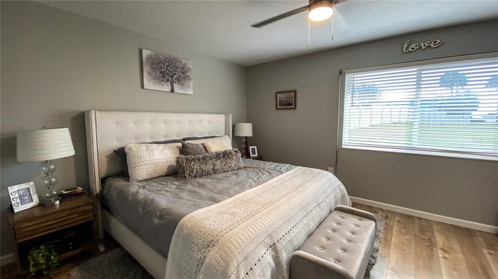 На продажу: $369,963 (2 спален, 2 ванн, 1402 Квадратных фут)