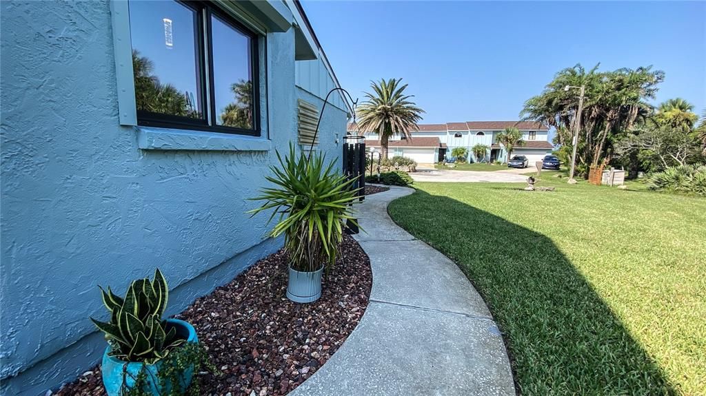 На продажу: $369,963 (2 спален, 2 ванн, 1402 Квадратных фут)