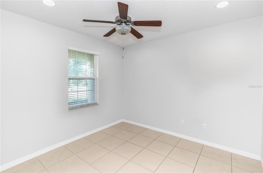 待售: $485,000 (5 贝兹, 3 浴室, 2438 平方英尺)