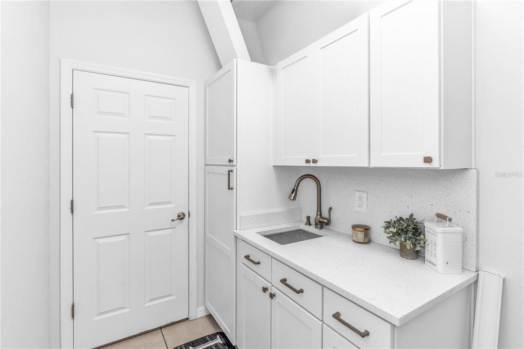 待售: $485,000 (5 贝兹, 3 浴室, 2438 平方英尺)