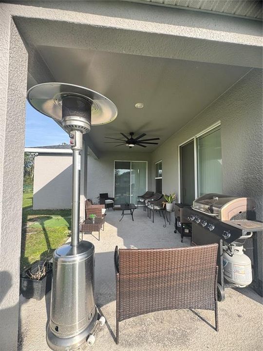 Active With Contract: $2,300 (4 beds, 3 baths, 2519 Square Feet)