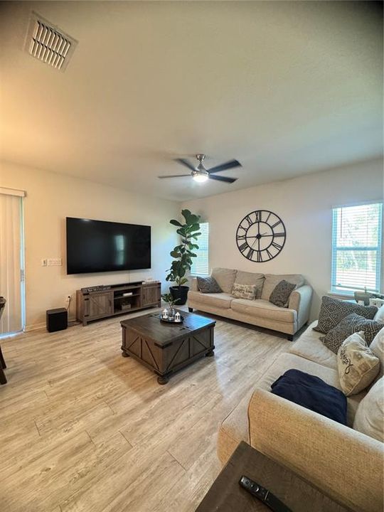 Active With Contract: $2,300 (4 beds, 3 baths, 2519 Square Feet)