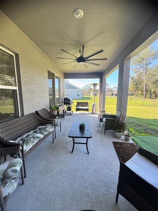 Active With Contract: $2,300 (4 beds, 3 baths, 2519 Square Feet)