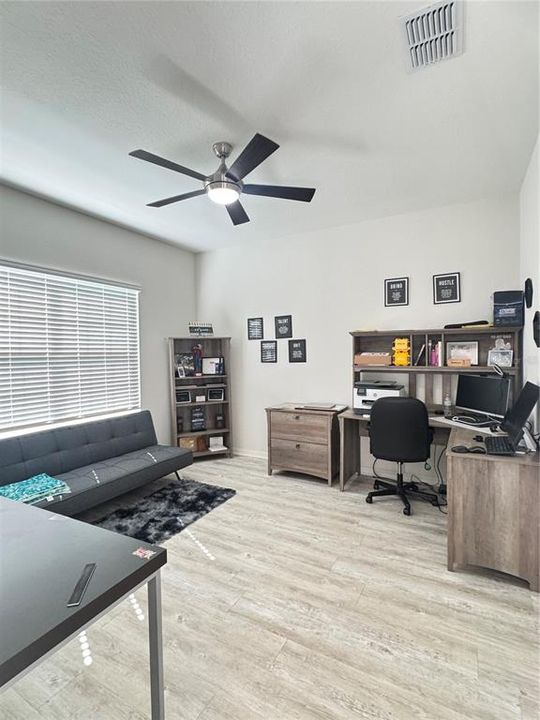 Active With Contract: $2,300 (4 beds, 3 baths, 2519 Square Feet)