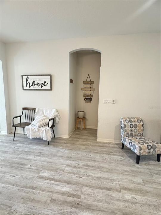 Active With Contract: $2,300 (4 beds, 3 baths, 2519 Square Feet)