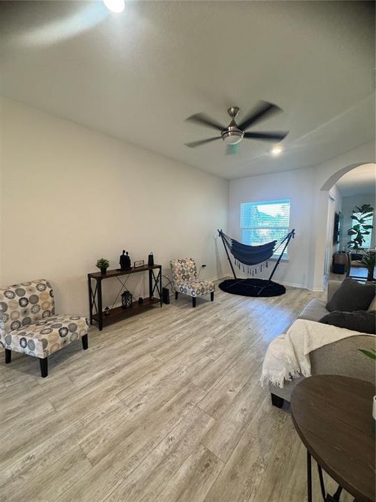 Active With Contract: $2,300 (4 beds, 3 baths, 2519 Square Feet)