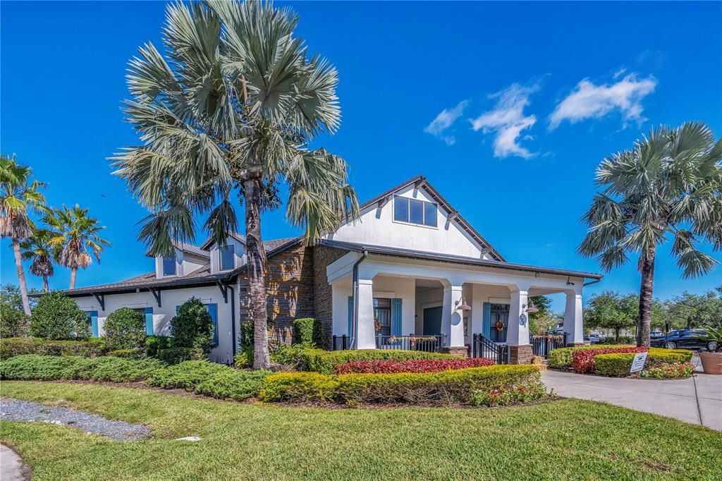 合同活跃: $345,000 (4 贝兹, 2 浴室, 2198 平方英尺)