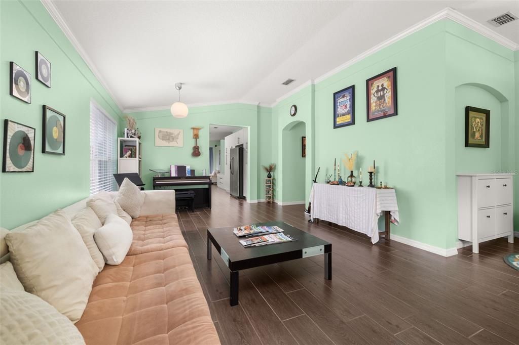 For Sale: $655,000 (4 beds, 2 baths, 2019 Square Feet)