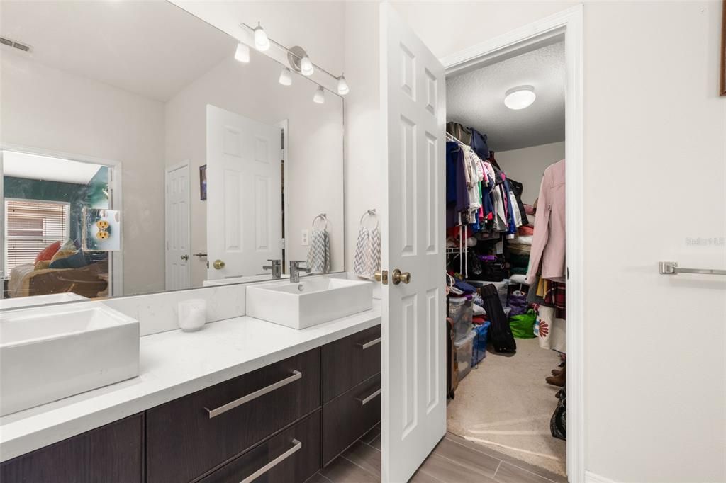 For Sale: $655,000 (4 beds, 2 baths, 2019 Square Feet)