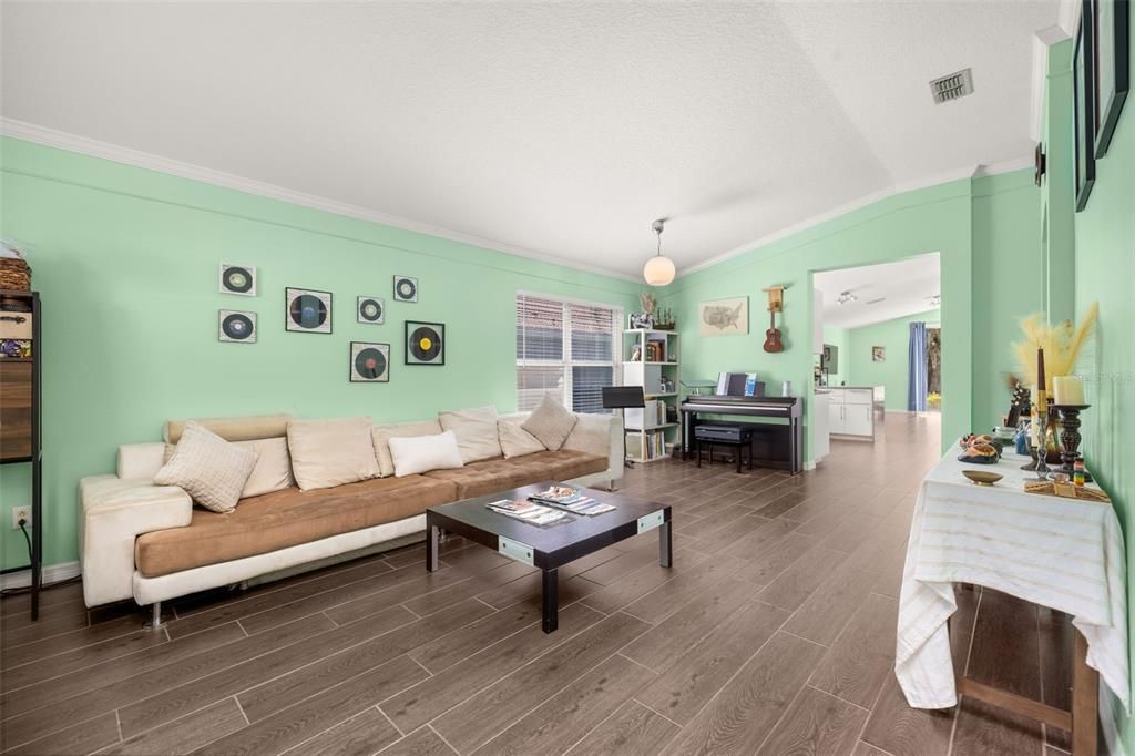 For Sale: $655,000 (4 beds, 2 baths, 2019 Square Feet)