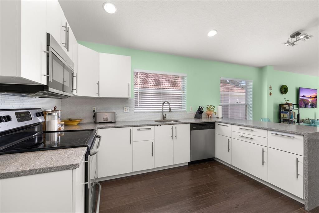 For Sale: $655,000 (4 beds, 2 baths, 2019 Square Feet)