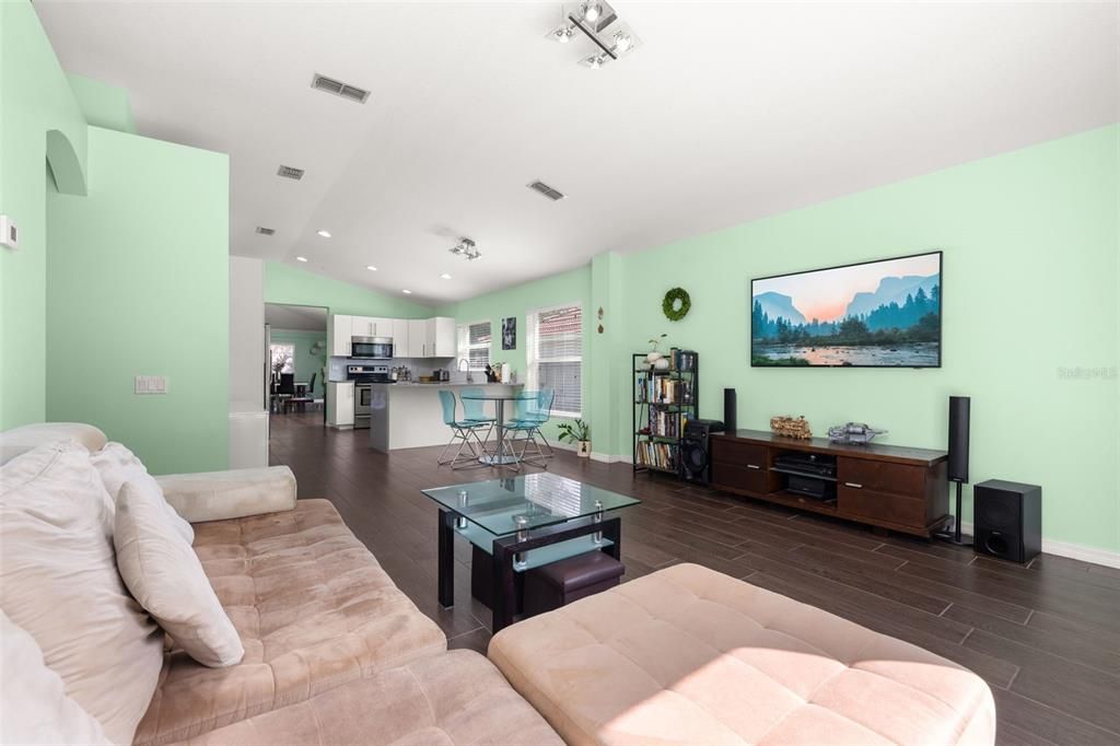 For Sale: $655,000 (4 beds, 2 baths, 2019 Square Feet)