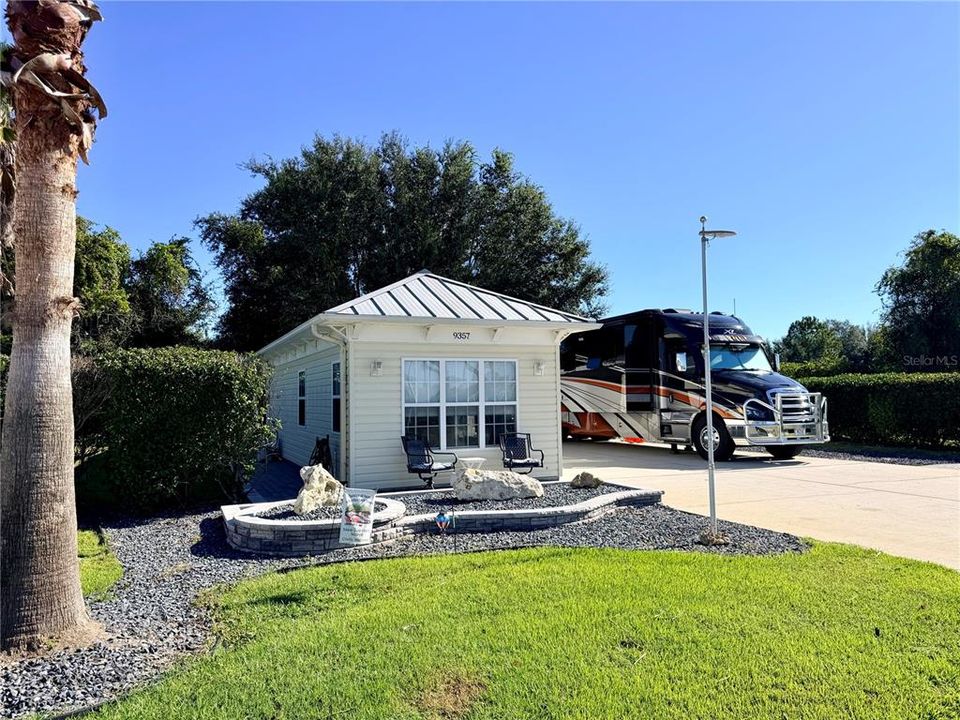 En Venta: $219,900 (0.16 acres)