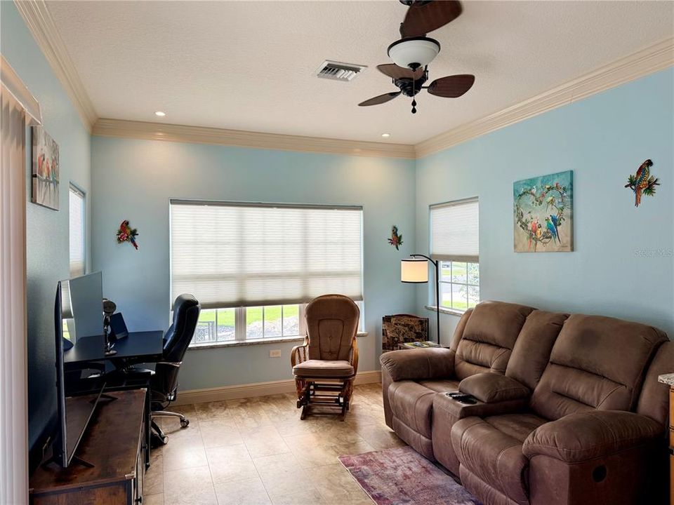 En Venta: $219,900 (0.16 acres)