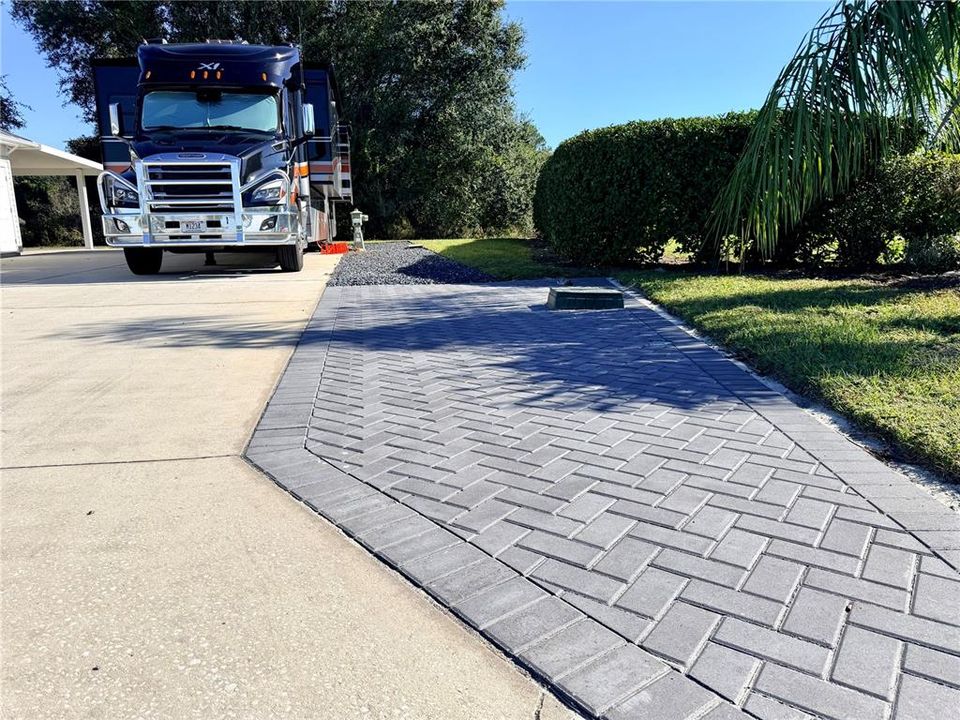 En Venta: $219,900 (0.16 acres)