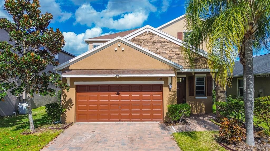 En Venta: $469,000 (5 camas, 3 baños, 2507 Pies cuadrados)