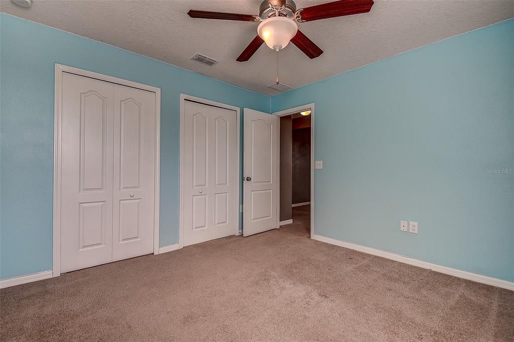 En Venta: $469,000 (5 camas, 3 baños, 2507 Pies cuadrados)