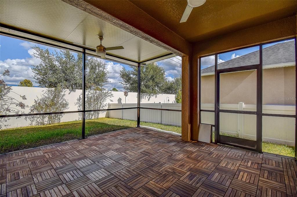 En Venta: $469,000 (5 camas, 3 baños, 2507 Pies cuadrados)