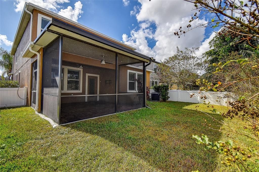 En Venta: $469,000 (5 camas, 3 baños, 2507 Pies cuadrados)