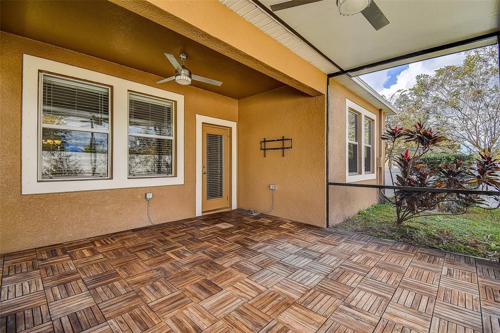 En Venta: $469,000 (5 camas, 3 baños, 2507 Pies cuadrados)