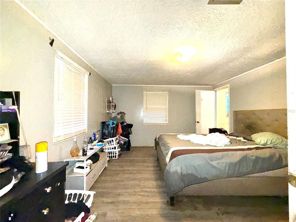 待售: $139,900 (3 贝兹, 2 浴室, 1400 平方英尺)