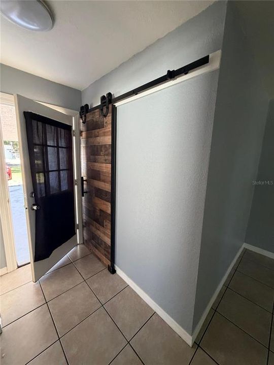 出租: $1,400 (1 贝兹, 1 浴室, 1248 平方英尺)