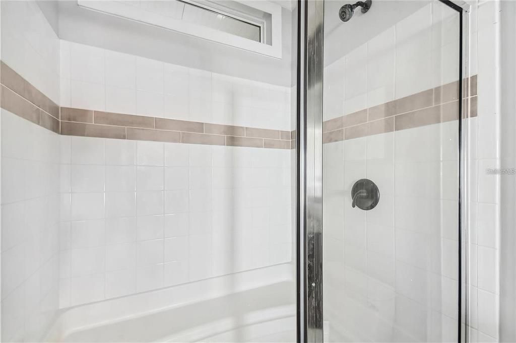 En Venta: $194,999 (2 camas, 2 baños, 1231 Pies cuadrados)