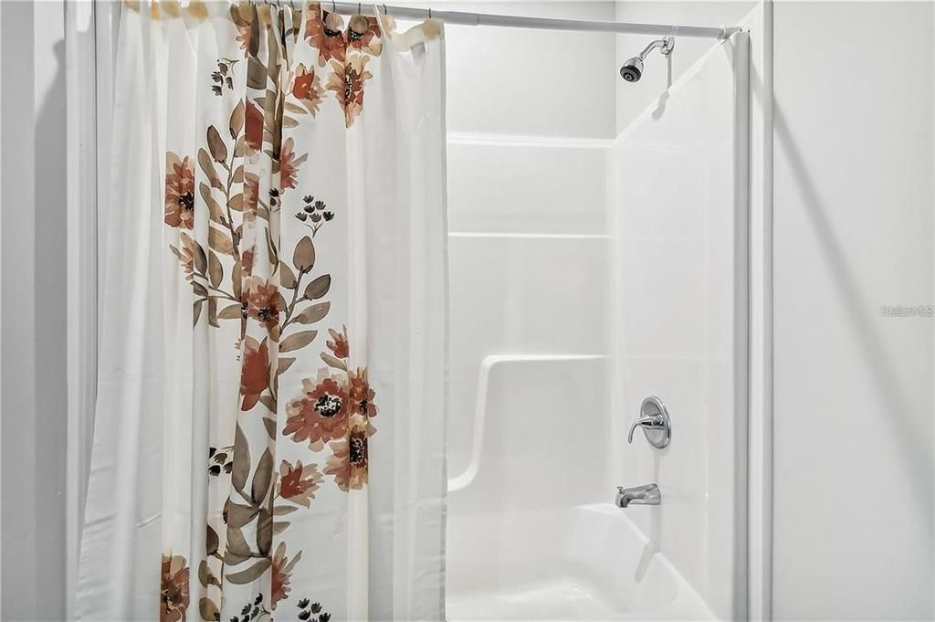 En Venta: $194,999 (2 camas, 2 baños, 1231 Pies cuadrados)