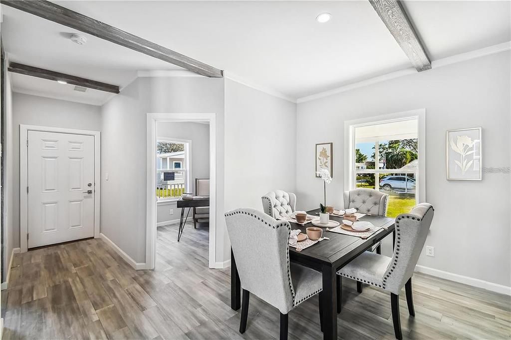 En Venta: $194,999 (2 camas, 2 baños, 1231 Pies cuadrados)