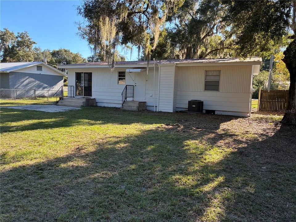 En Renta: $1,500 (3 camas, 2 baños, 1104 Pies cuadrados)