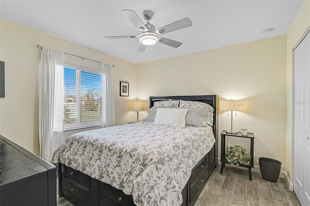 Active With Contract: $310,000 (3 beds, 2 baths, 1325 Square Feet)