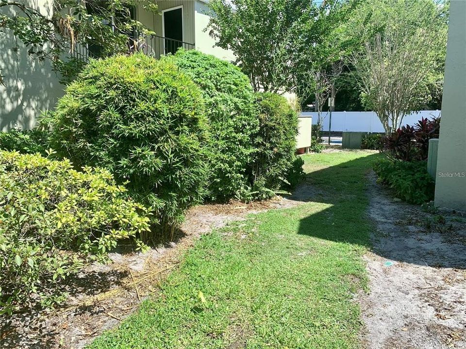 На продажу: $125,000 (1 спален, 1 ванн, 576 Квадратных фут)