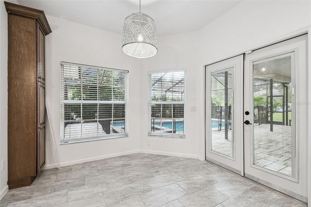 Active With Contract: $640,000 (4 beds, 2 baths, 2498 Square Feet)