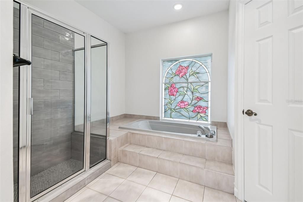 Active With Contract: $640,000 (4 beds, 2 baths, 2498 Square Feet)
