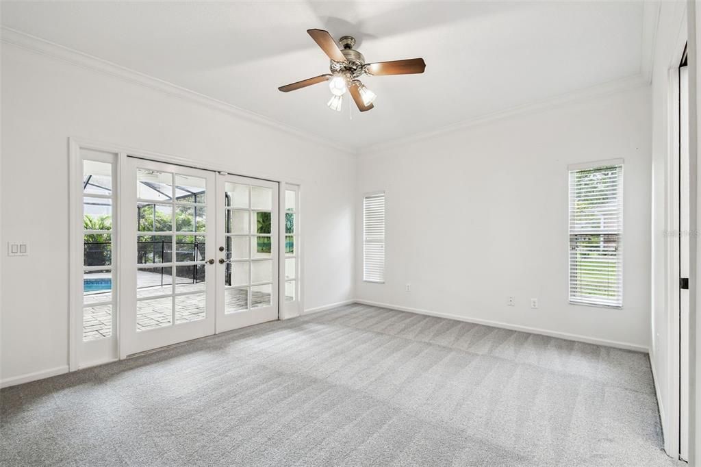 Active With Contract: $640,000 (4 beds, 2 baths, 2498 Square Feet)