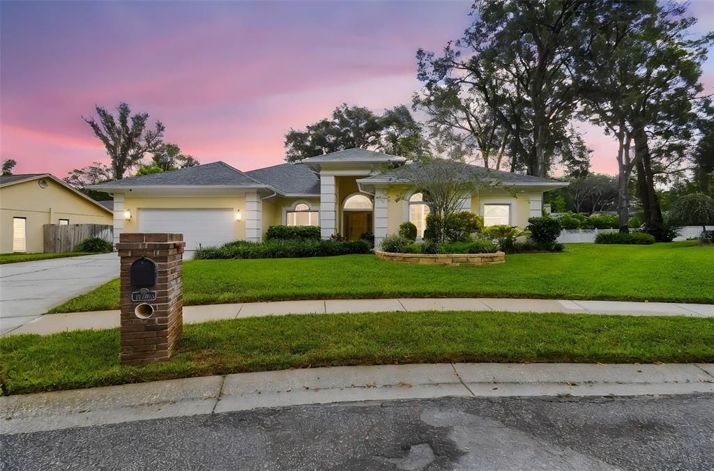 Active With Contract: $640,000 (4 beds, 2 baths, 2498 Square Feet)