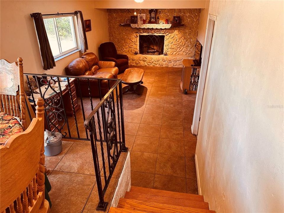 For Sale: $299,900 (3 beds, 2 baths, 1837 Square Feet)