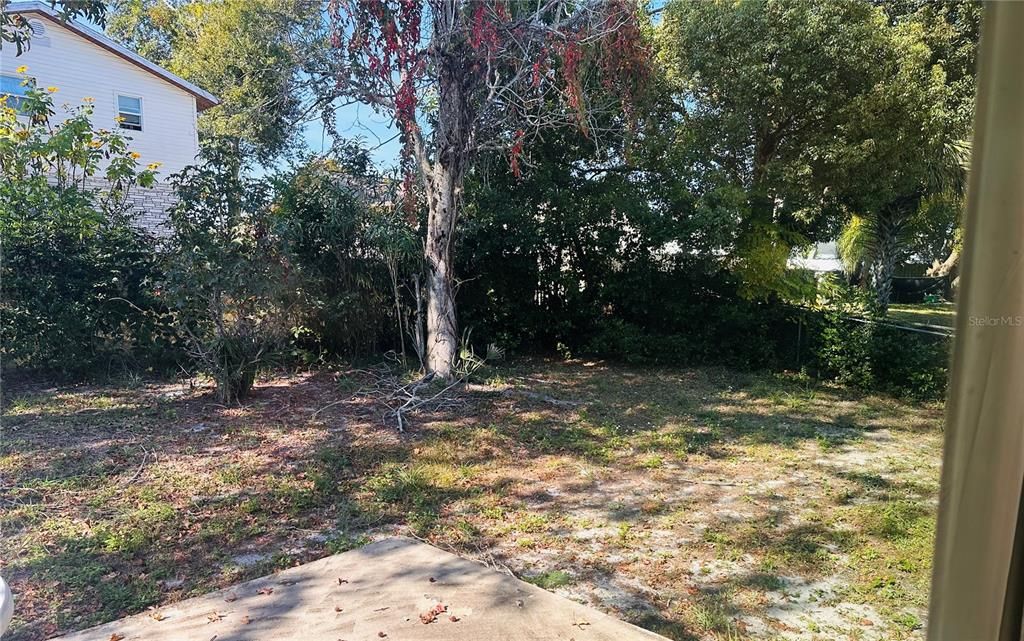 For Sale: $299,900 (3 beds, 2 baths, 1837 Square Feet)