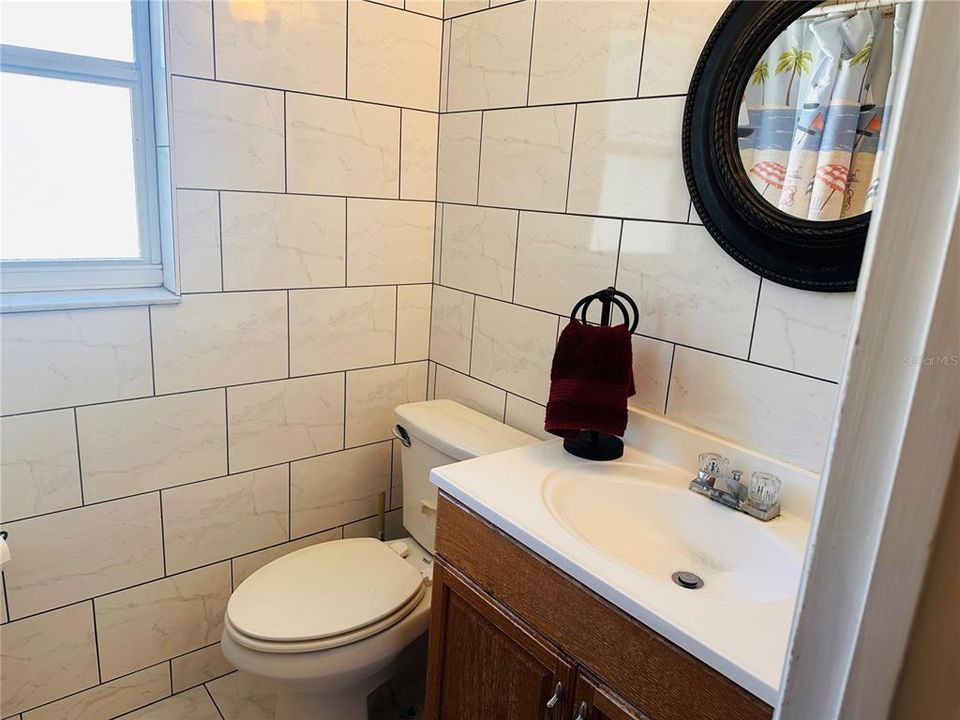 For Sale: $299,900 (3 beds, 2 baths, 1837 Square Feet)