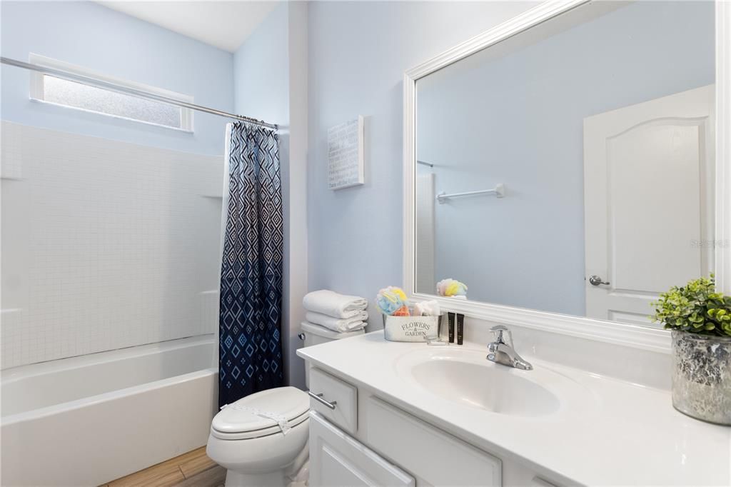 For Sale: $720,000 (10 beds, 8 baths, 4231 Square Feet)