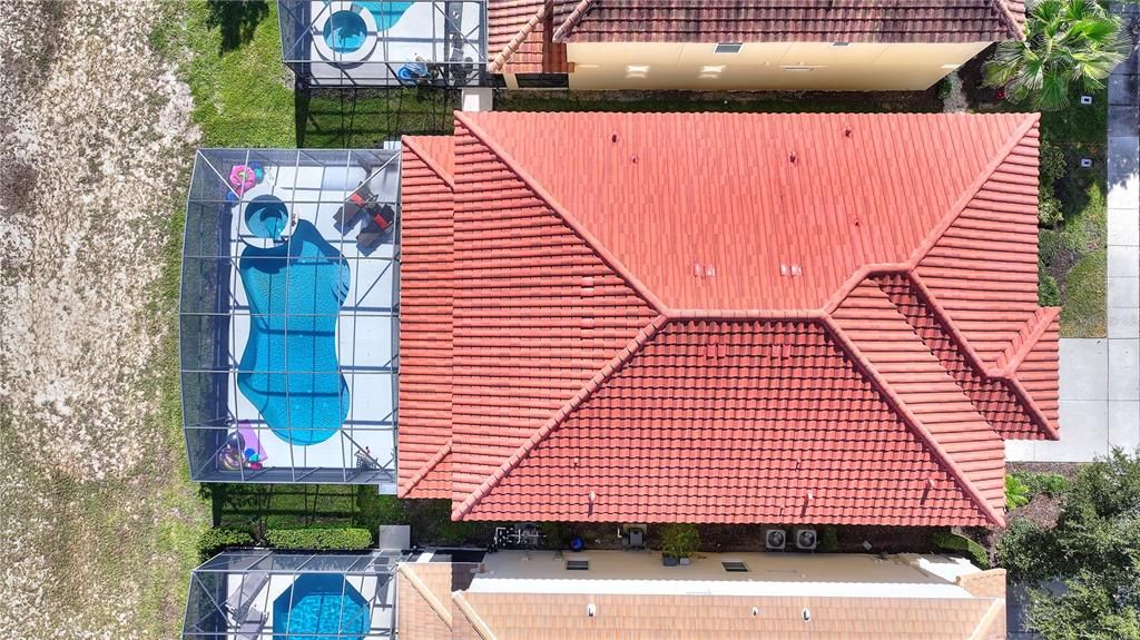 For Sale: $720,000 (10 beds, 8 baths, 4231 Square Feet)