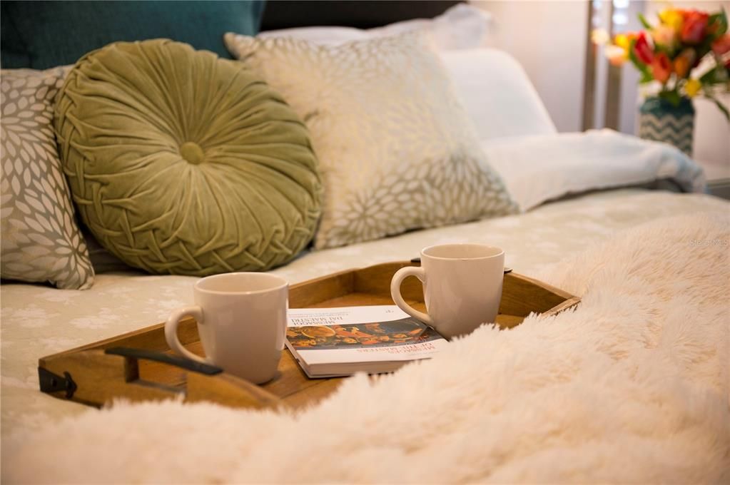 For Sale: $720,000 (10 beds, 8 baths, 4231 Square Feet)