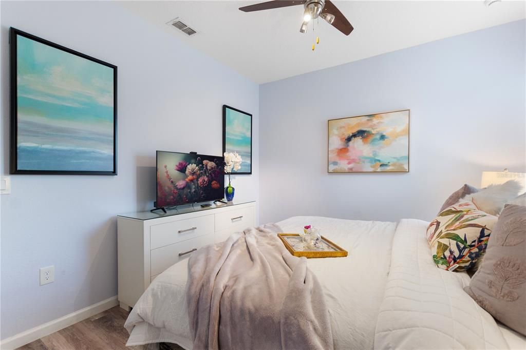 For Sale: $720,000 (10 beds, 8 baths, 4231 Square Feet)