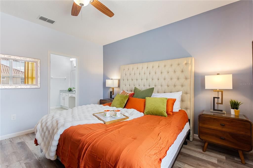 For Sale: $720,000 (10 beds, 8 baths, 4231 Square Feet)