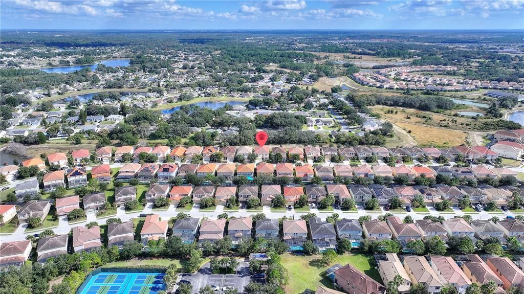 For Sale: $720,000 (10 beds, 8 baths, 4231 Square Feet)